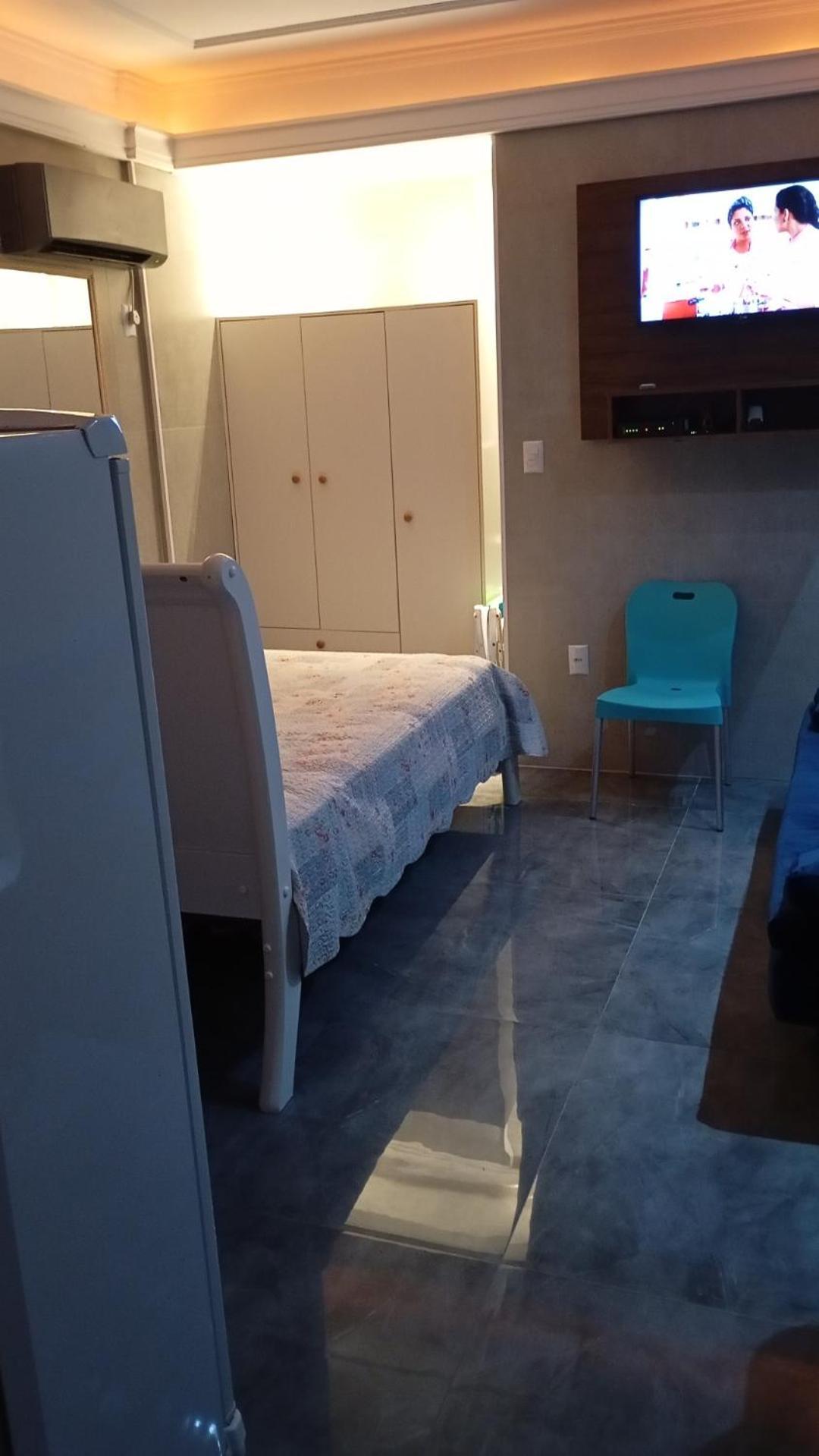 Kitnet Central: Beachside Comfort with Entertainment & Dining Balneario Camboriu Exterior photo